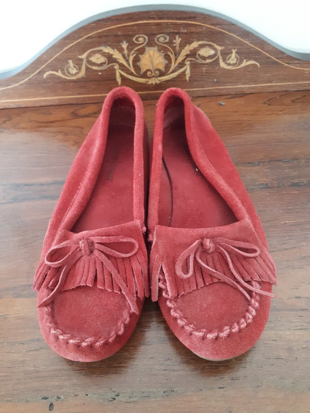 Minnetonka Moccasins - Red Suede - Sz. 7.5